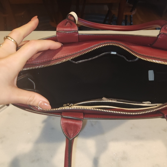 Henri Bendel Ruge Burgundy Maroon Vibes! Top handle tote bag - Picture 14 of 16